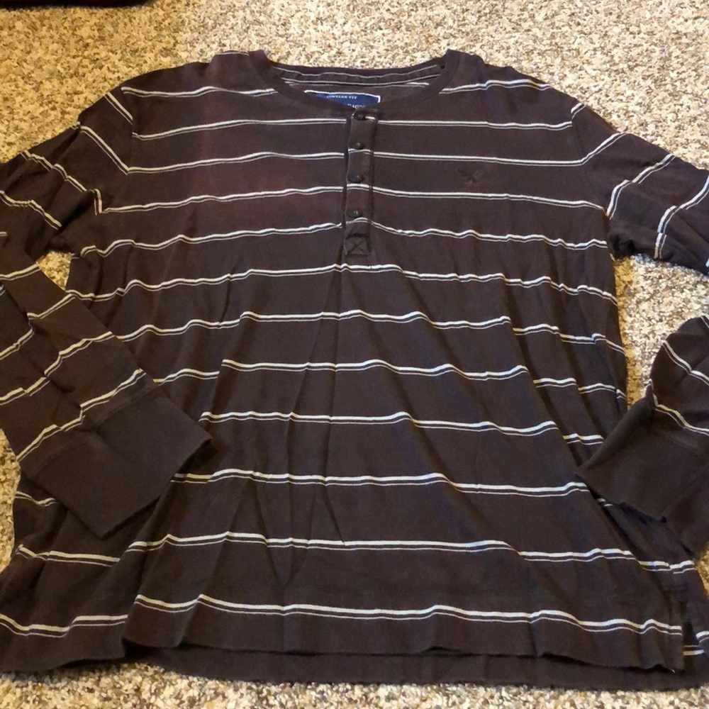 Like new American Eagle Vintage Fit striped tee